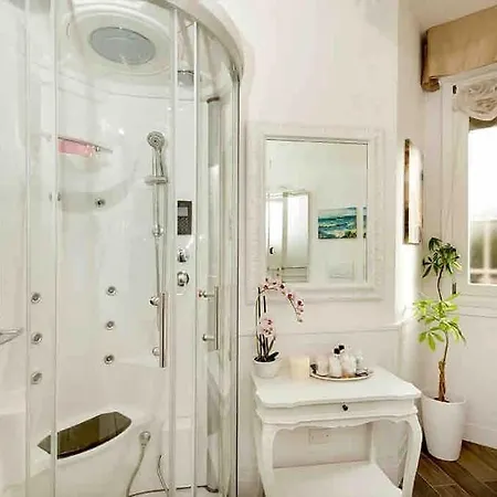 Apartament Bologna Luxe Haven *