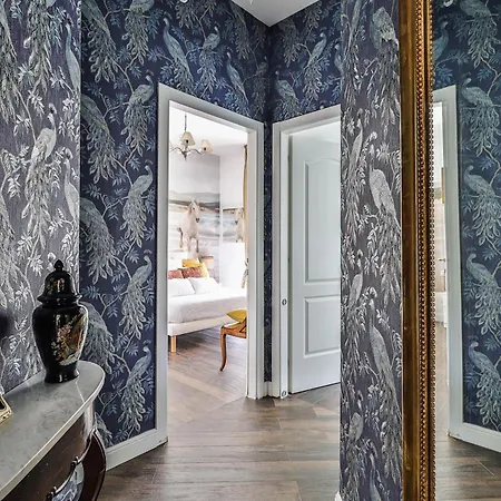 Bologna Luxe Haven Apartament *